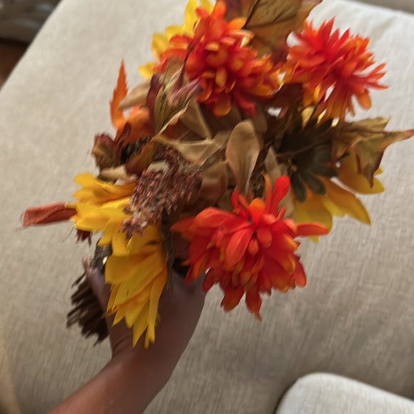 Fall Decorations - Picture 2 of 4